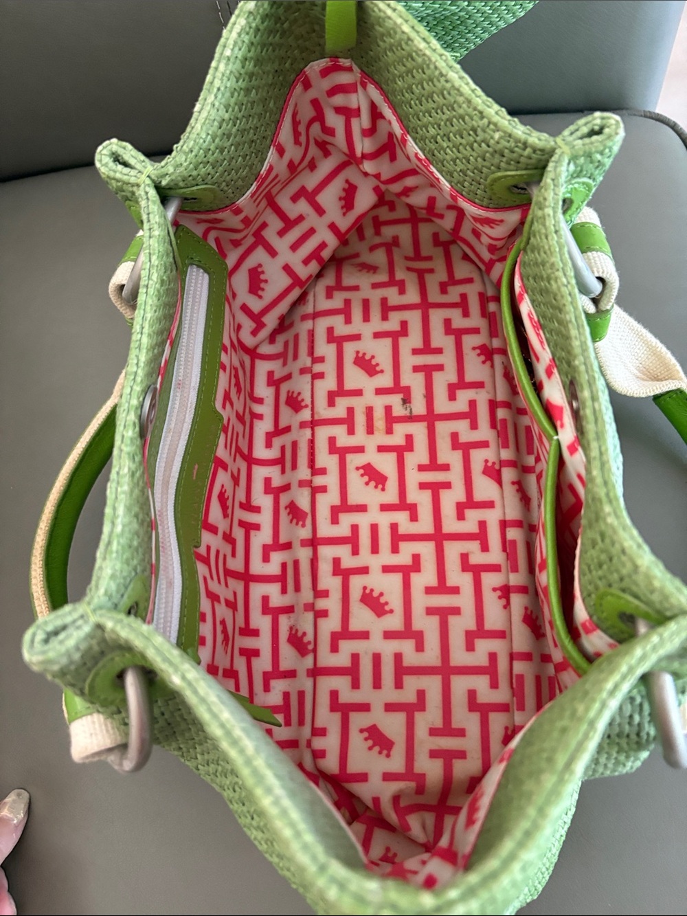 Elaine Turner Lime Green Woven Shoulder Tote with Wristlet - Picture 8 of 16